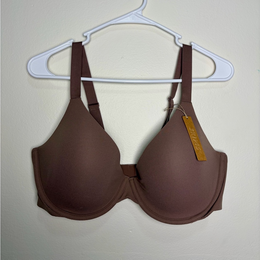SKIMS Fits EverybodyT-Shirt Bra in Umber NWT - Picture 2 of 6